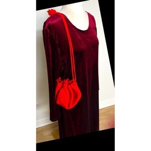 🆕🎁Artisanal creation: French red wool beret transformed into a shoulder bag!
